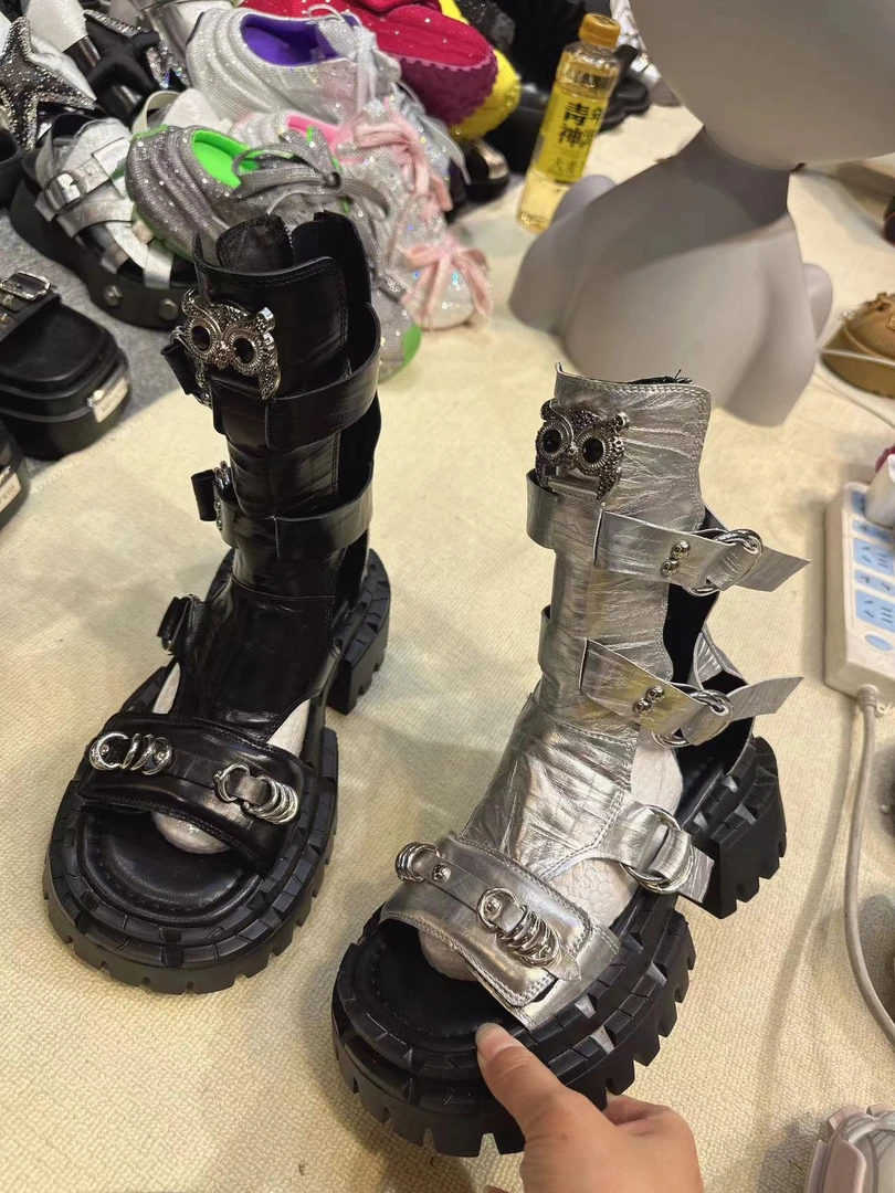 欧美风黑色高跟女注压短筒金属夏季百搭马丁靴