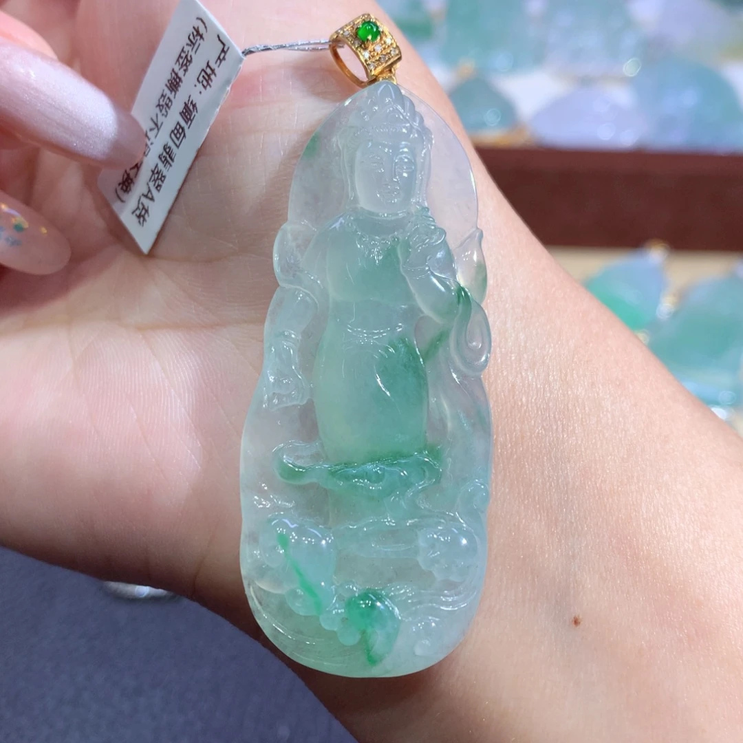 颈饰18K金镶嵌翡翠翡翠