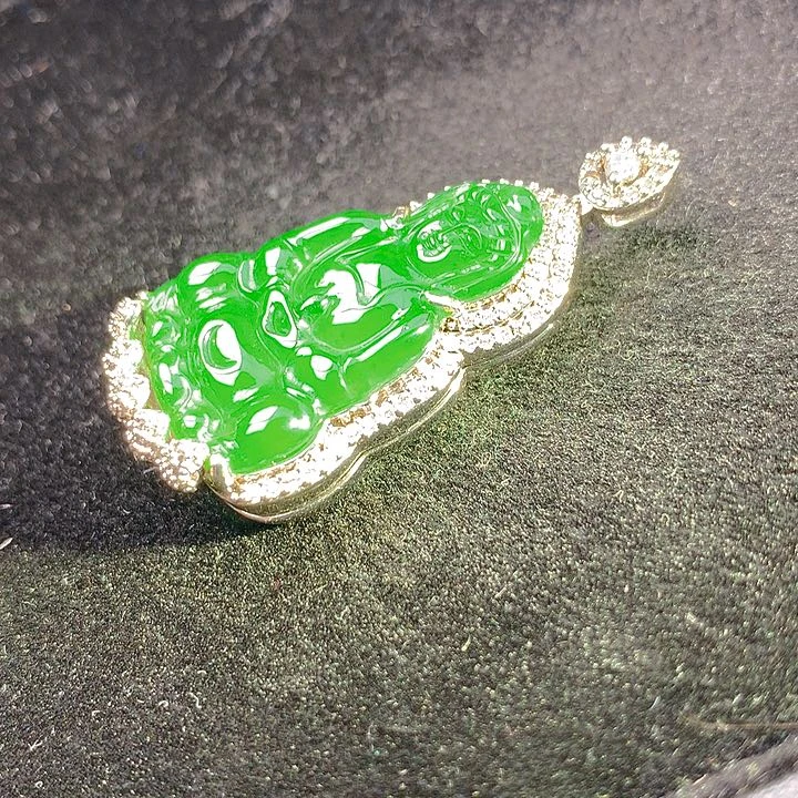 【闪购商品】翡翠未镶嵌颈饰翡翠