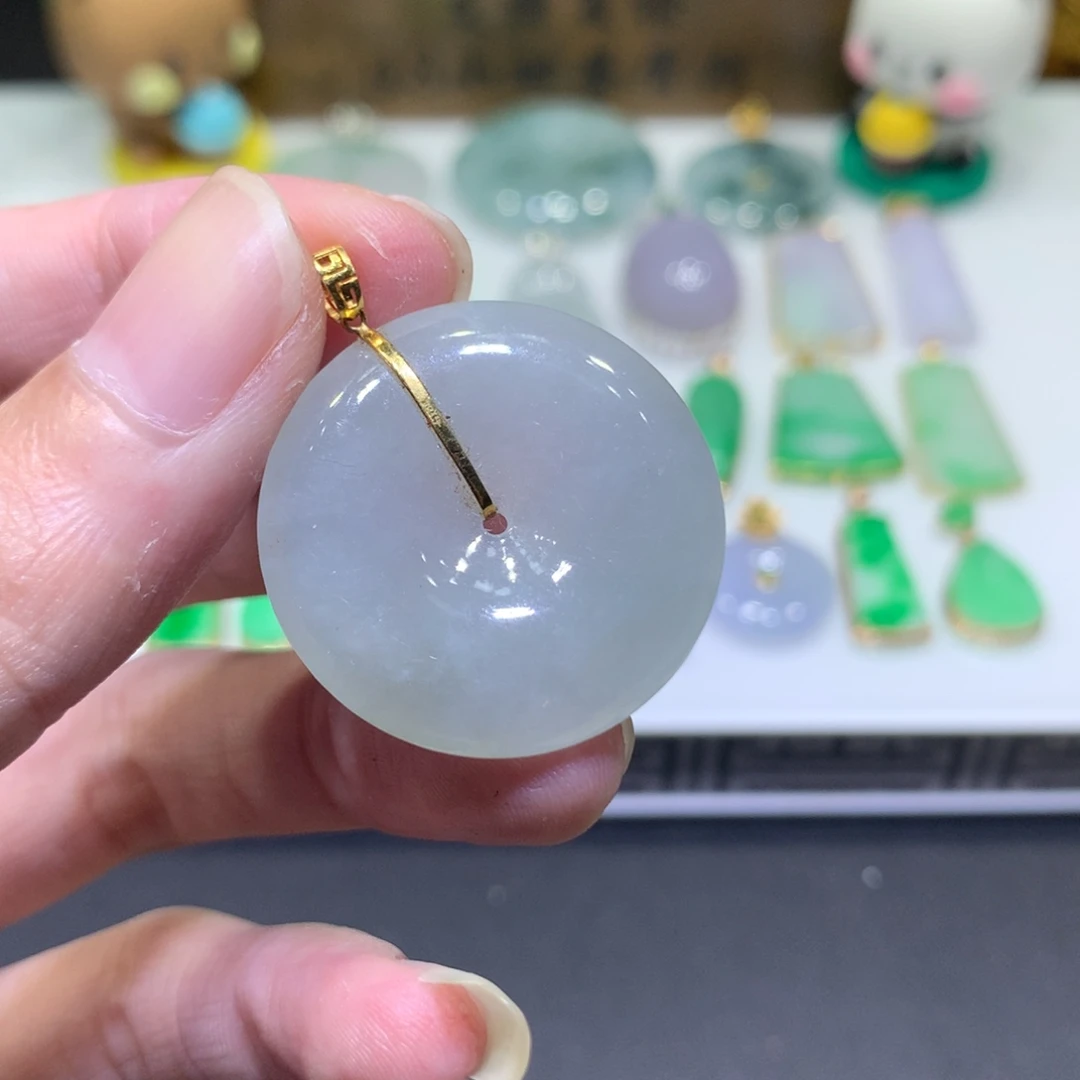 翡翠18K金镶嵌吊坠(不含链)