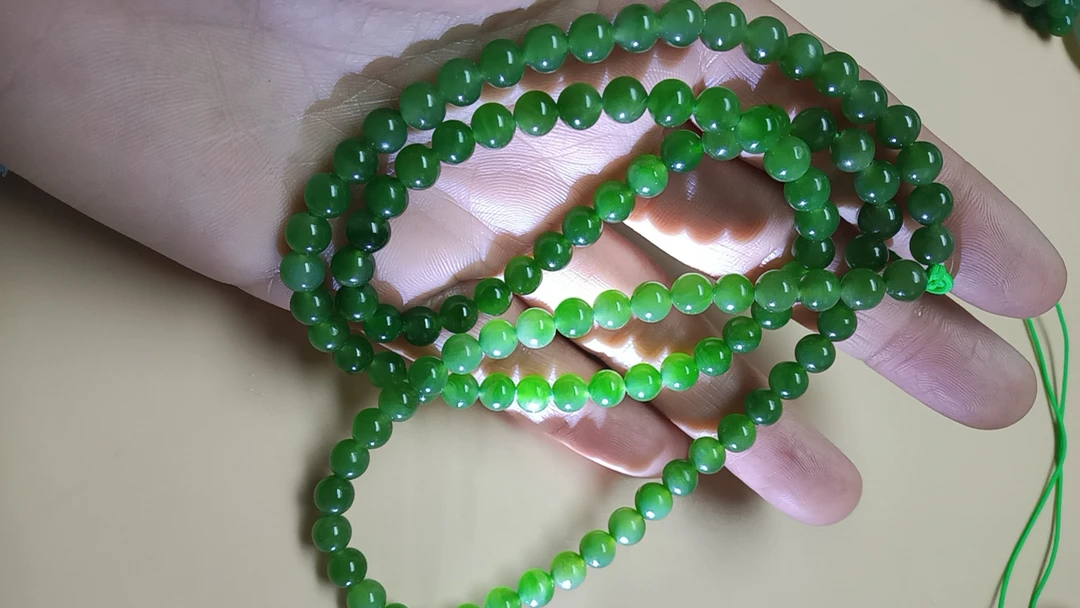 和田玉碧玉卡6圆珠108颗菠菜绿