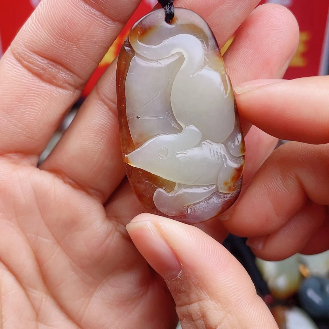 和田玉颈饰未镶嵌