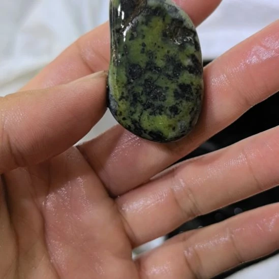 睛***理有机玻璃藏玉药王石原石一个