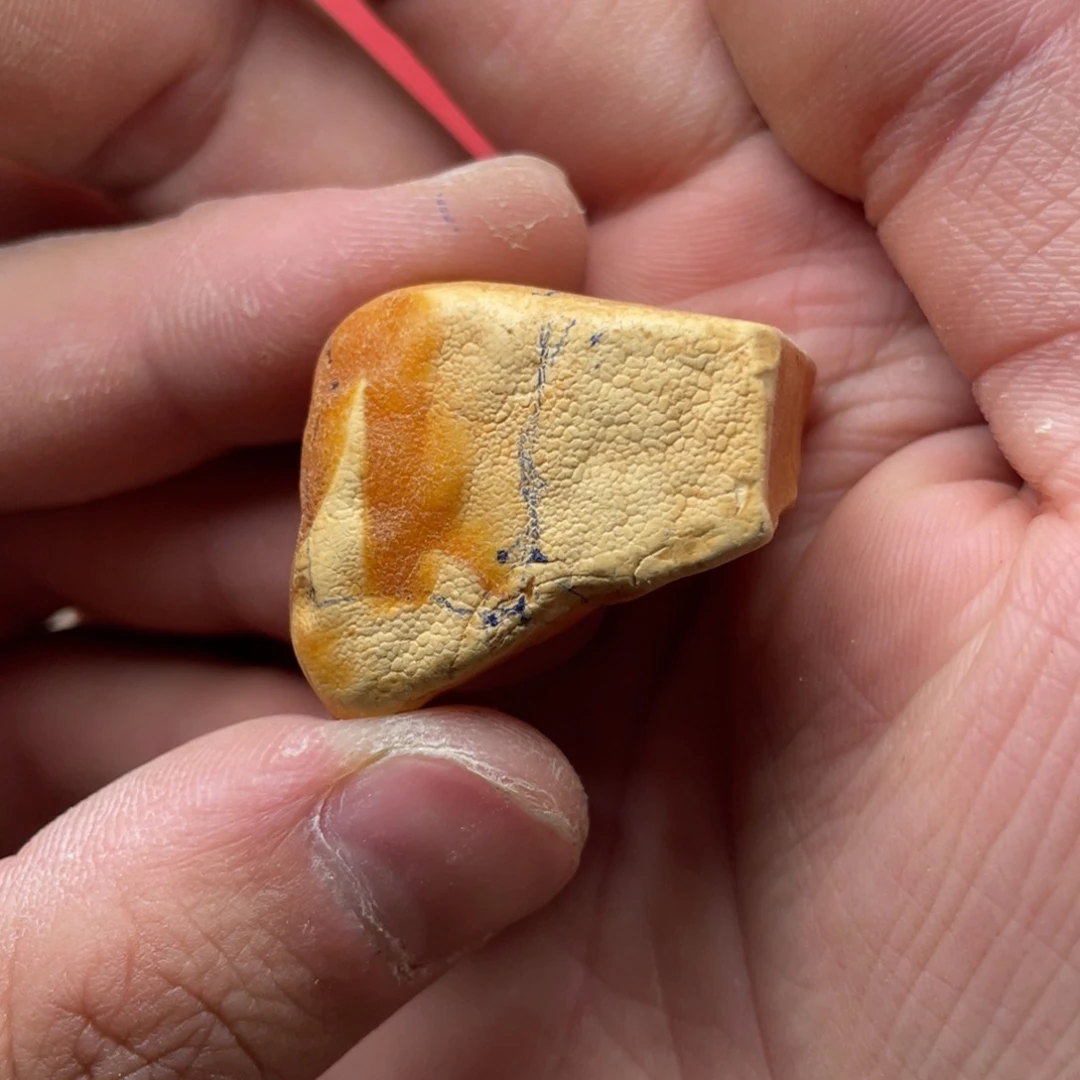 定制琥珀未镶嵌阿*哥