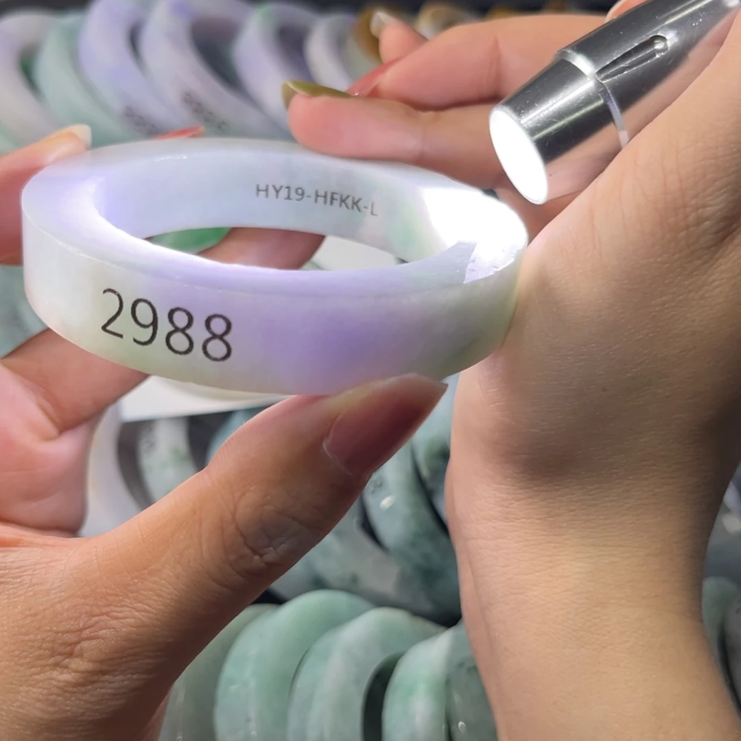 定制翡翠手镯未镶嵌