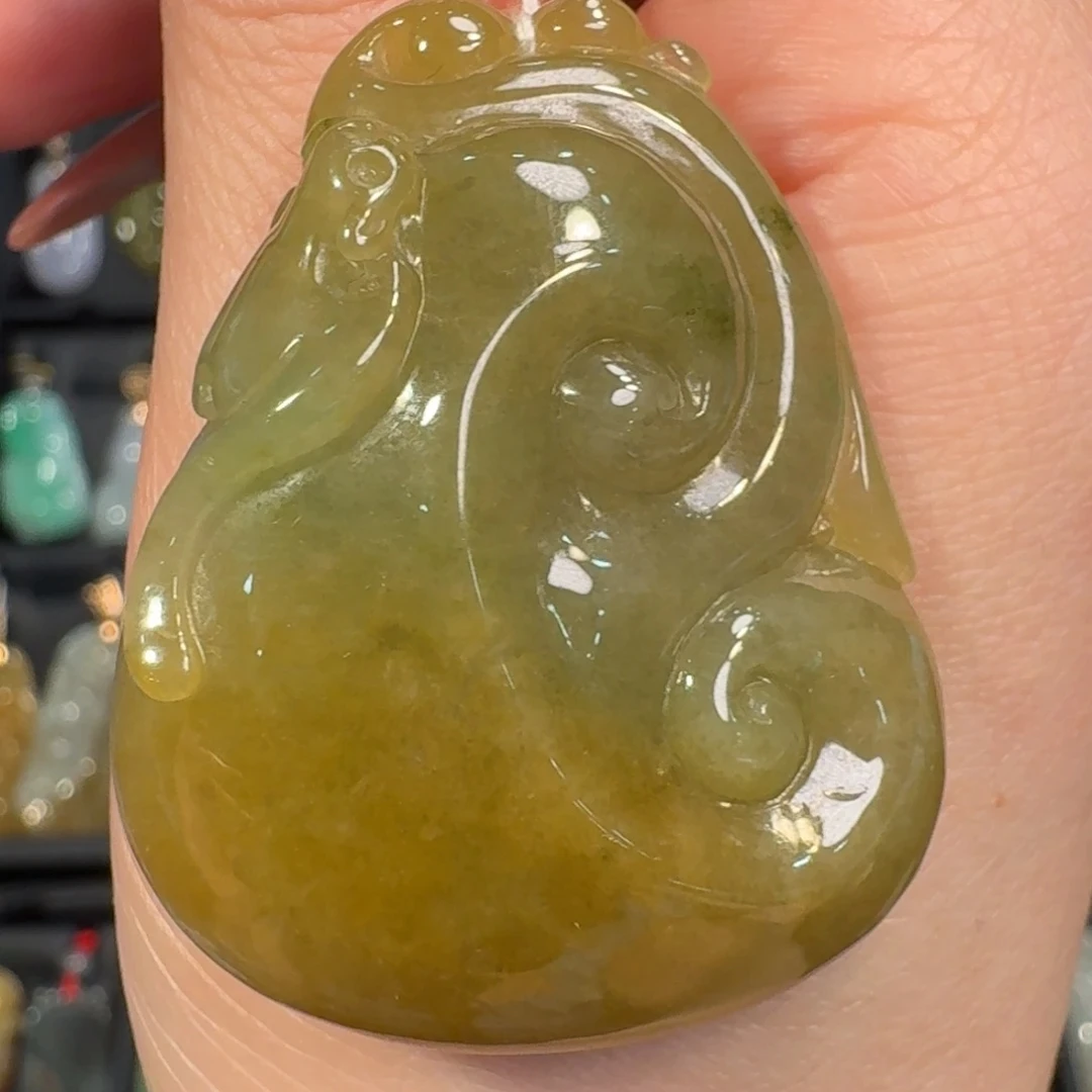 缅甸天然翡翠a货黄翡如意吊坠