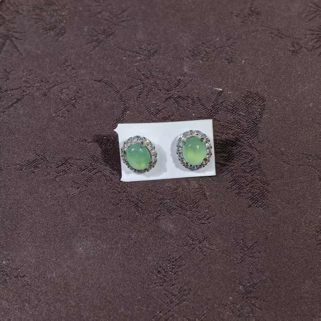 Lot8107 翡翠高冰碧圆玉耳钉