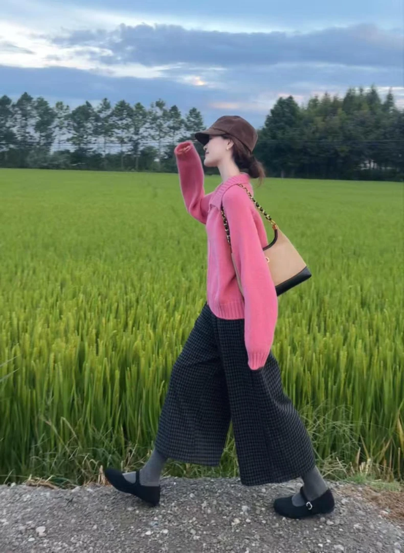 【甜心永恒】韩系Ins风高级感粉色针织开衫上衣减龄显瘦格子九分裤