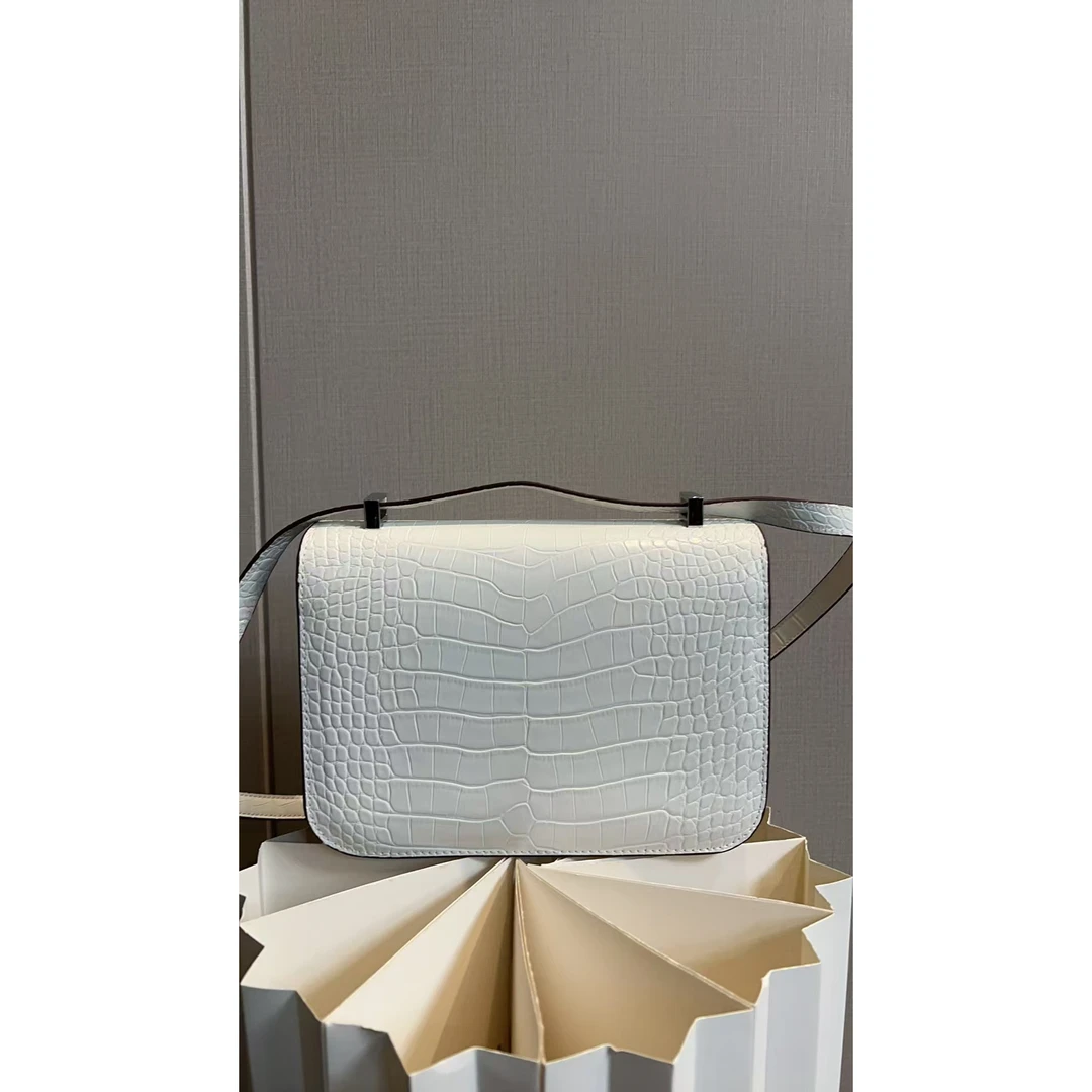 TOLEX2024新款手工K时尚女包白色压纹百搭