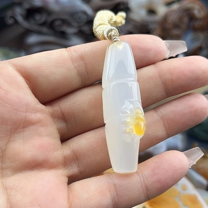 陈***文玛瑙未镶嵌手饰玛瑙