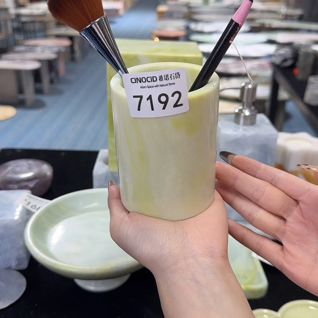 7192水墨丹青圆筒福利