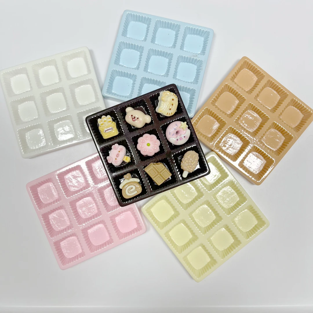 【九宫格盘】（装小鼻嘎用）彩色九宫格卡通树脂DIY配件创意摆件