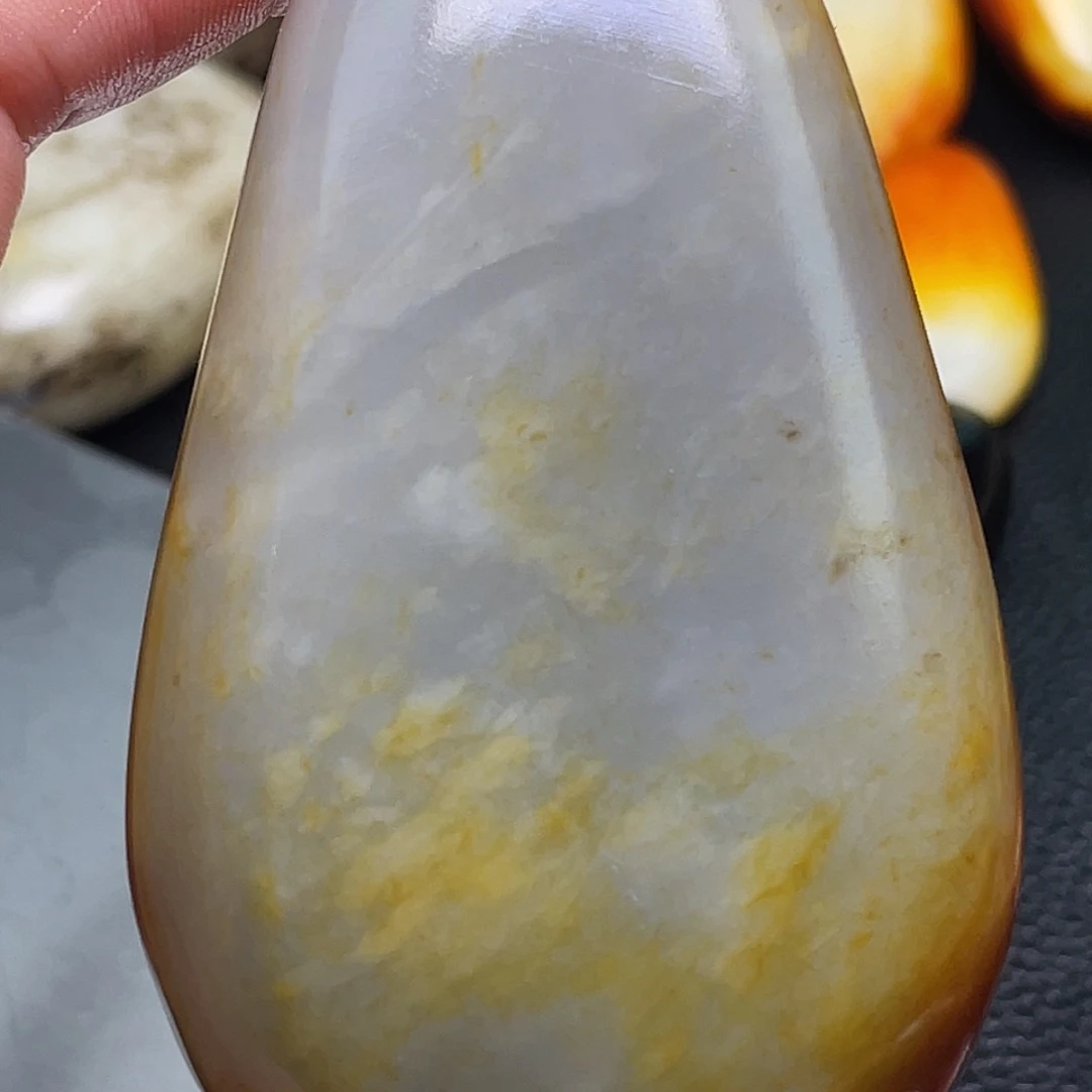 和田玉未镶嵌珠宝奇石