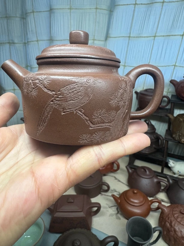 宜兴市紫砂壶，德钟200 c c