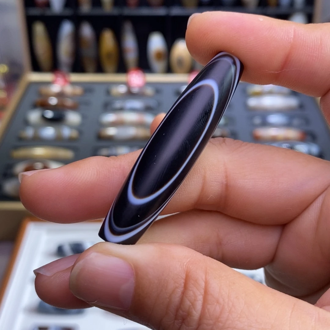 合金颈饰玛瑙/玉髓