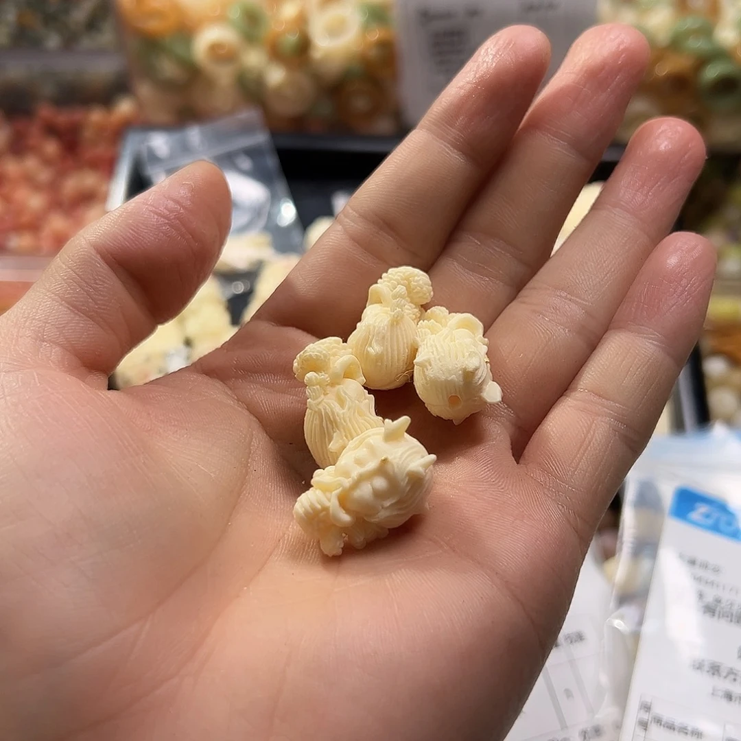 白玉菩提吊坠糖*4个