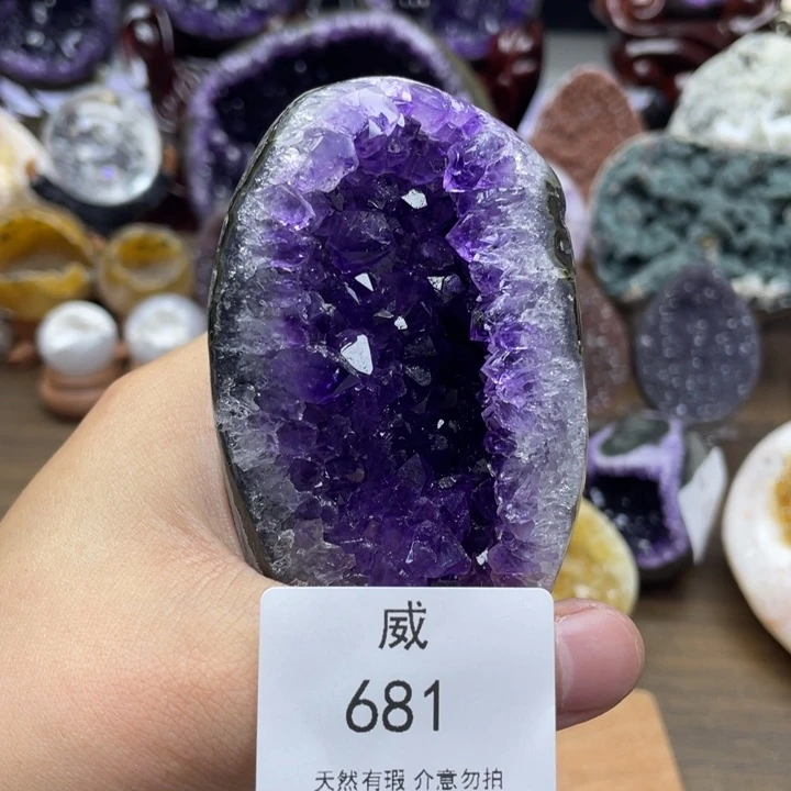 珠宝半成品水晶未镶嵌