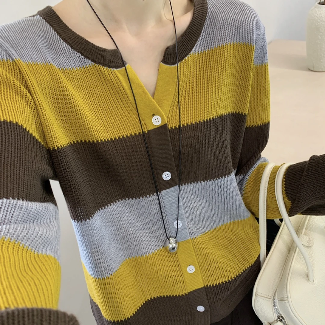 长袖条纹宽松型薄款秋季毛针织衫显瘦女装圆领开衫