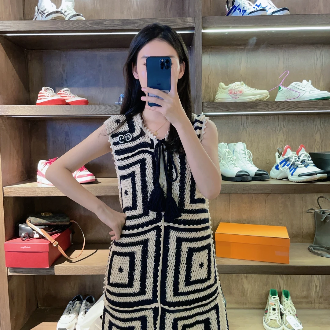 95新 GUCCI/古驰 麦殿/拼色黑白休闲针织连衣裙L码/250719HJQWS01