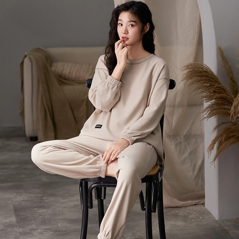 2025新款秋冬季德绒睡衣女款圆领长袖长裤保暖家居服可外穿套装