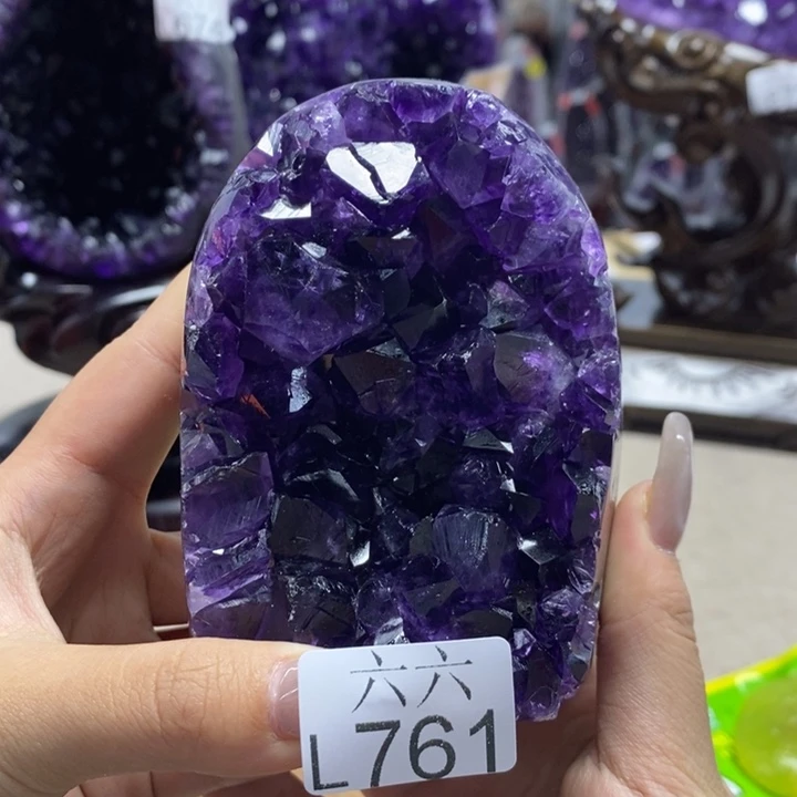 未镶嵌大型摆件（非配饰）紫晶摆件