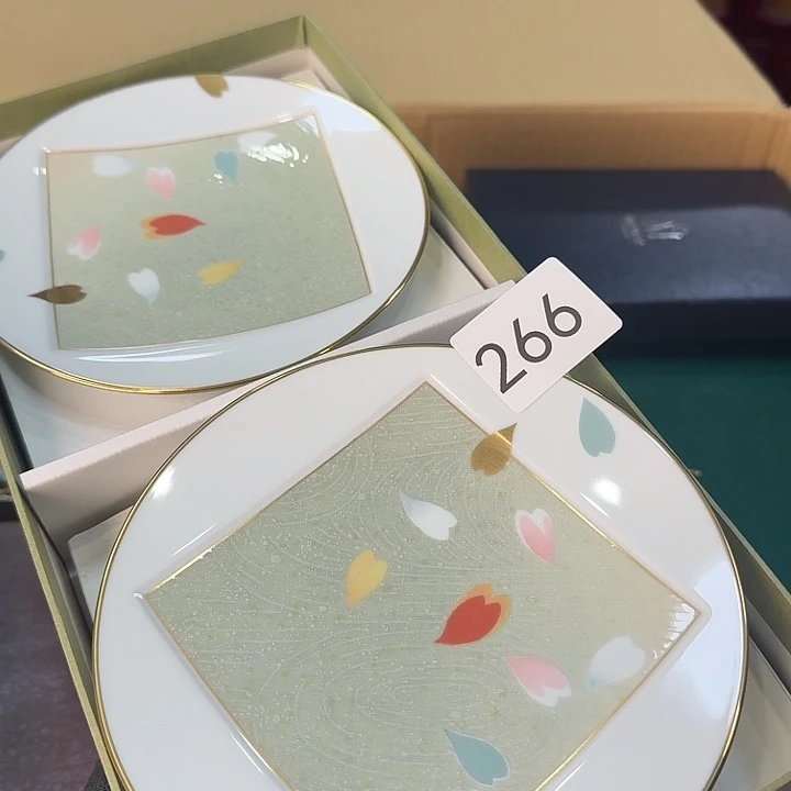 瓷片很好看的碟子