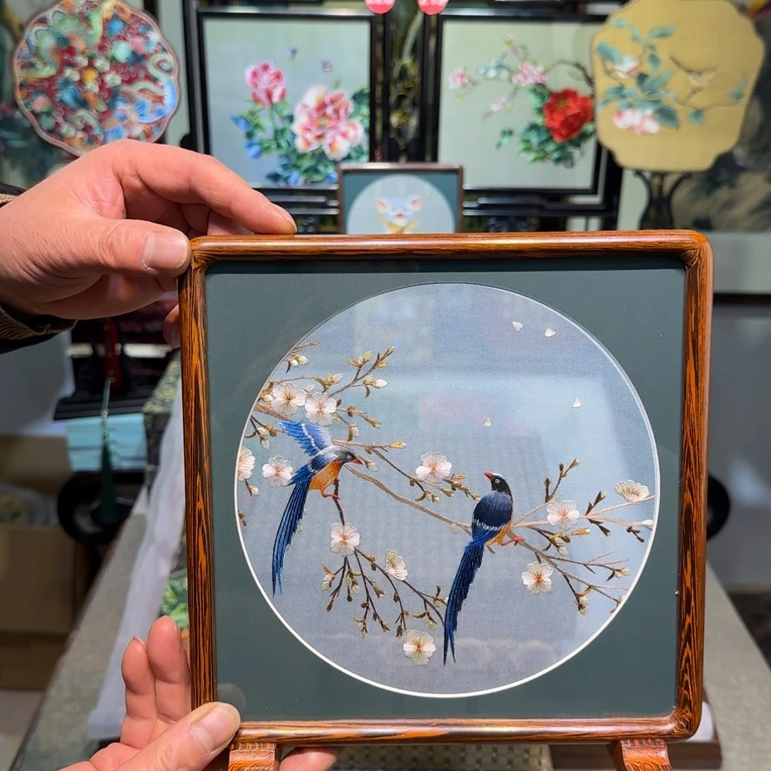 刺绣刺绣工艺精湛