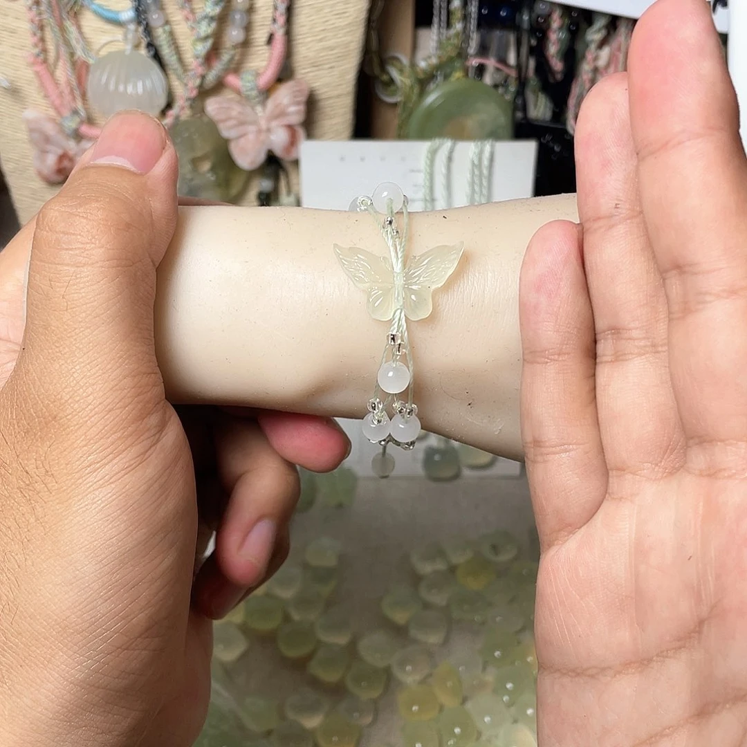 蛇纹石玉合金颈饰