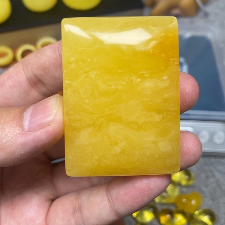 未镶嵌蜜蜡珠宝奇石陌**生