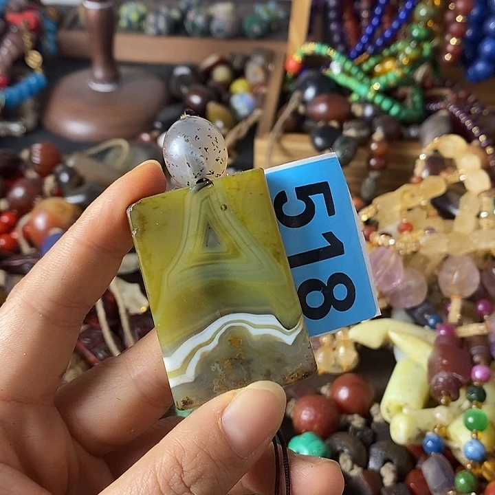 玛瑙/玉髓颈饰未镶嵌