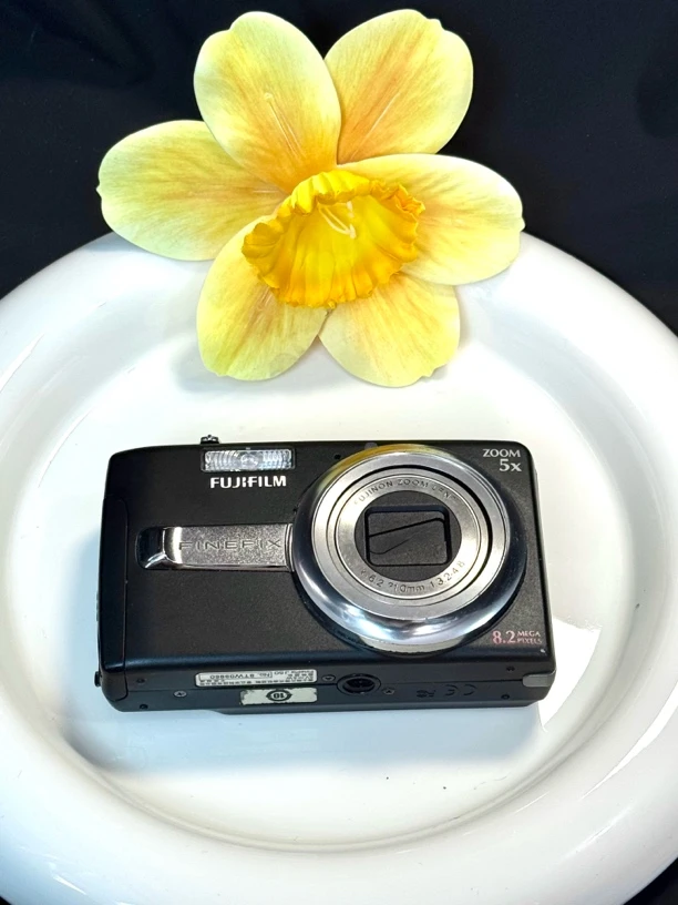 9新 Fujifilm/富士 J50 出片色彩浓郁复古感 可以录视频 No退换