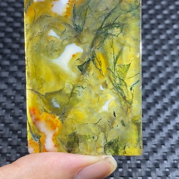 玛瑙/玉髓颈饰未镶嵌何***结