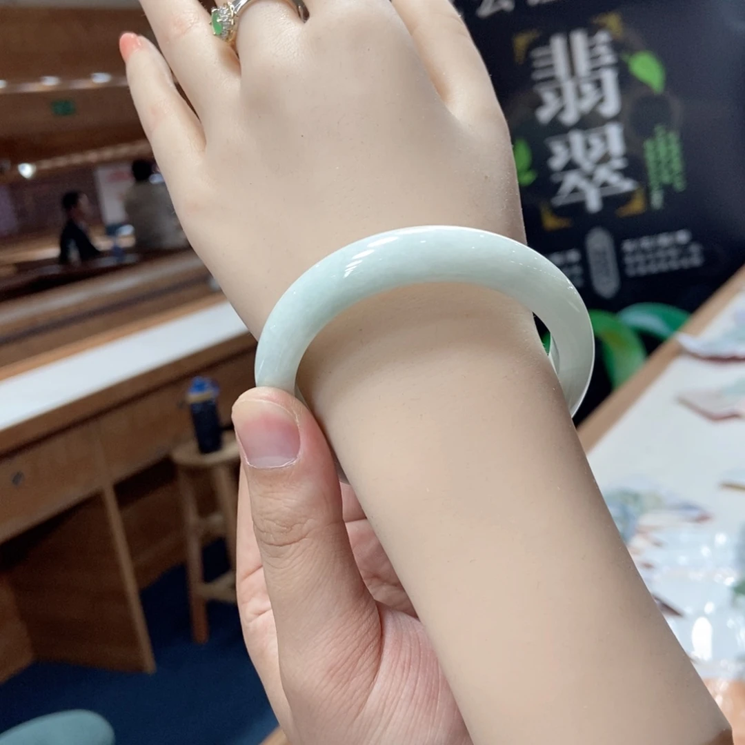 【闪购商品】翡翠未镶嵌手镯买断