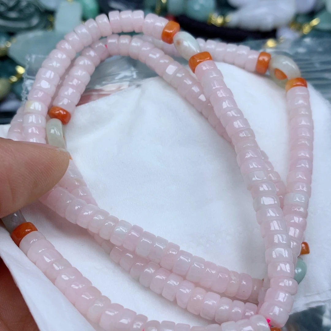 翡翠颈饰未镶嵌吊坠