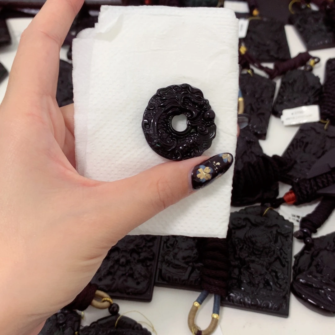 天然缅甸a货钢琴黑挂件