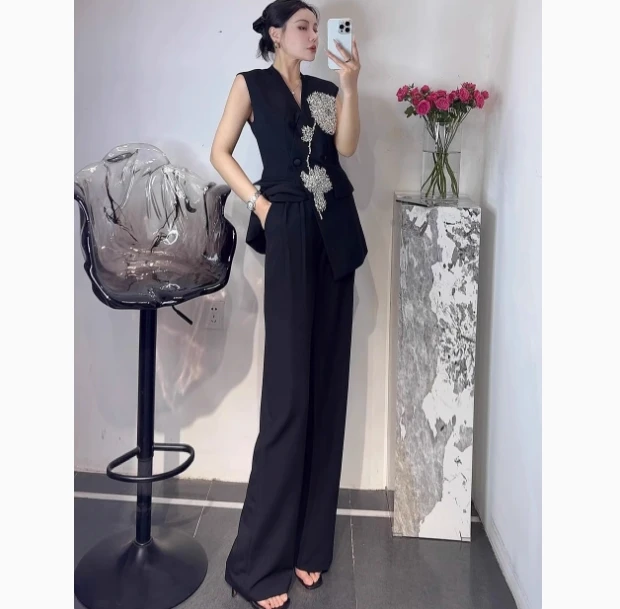 3018夏季时尚套装高定职业装白色重工钉钻收腰马甲裤子两件套装女