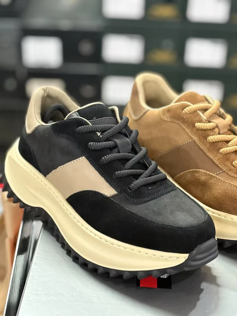 12-8Y273-2 男士牛皮舒适百搭时尚男鞋