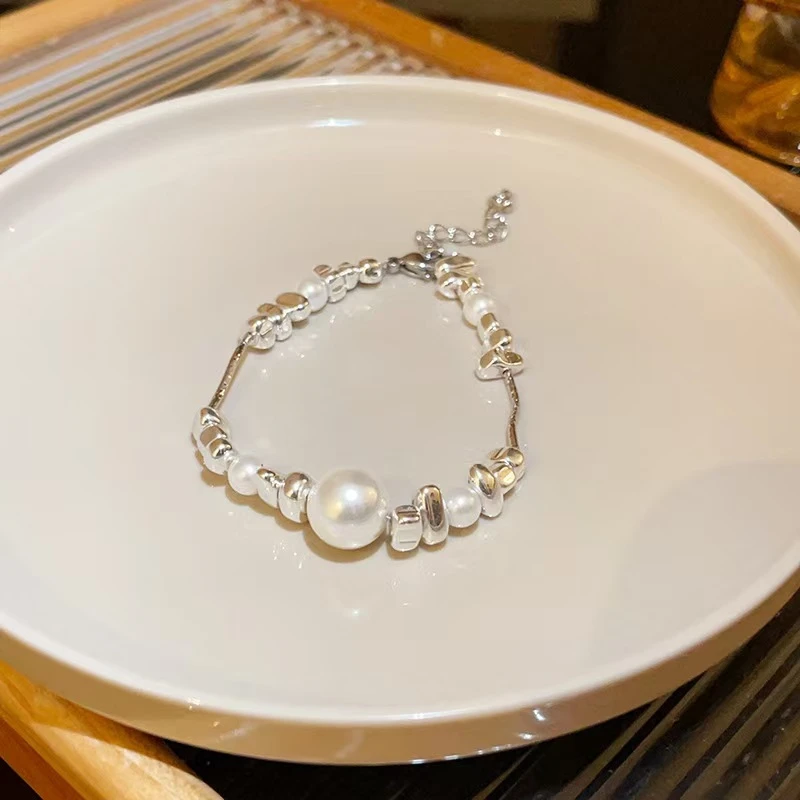 非金属仿珍珠手链 法式简约圆形珍珠手链优雅时尚百搭高级感手链