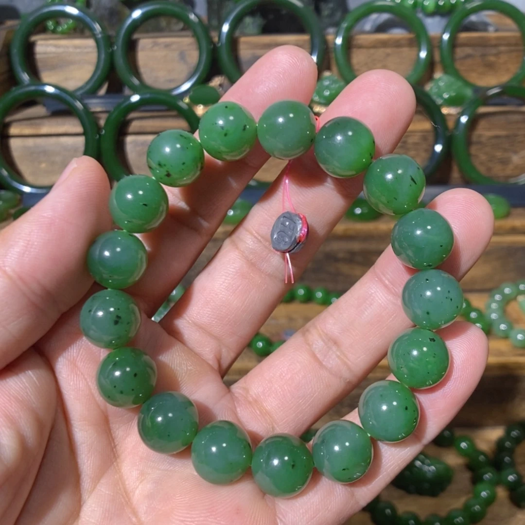 【闪购商品】吊坠(不含链)未镶嵌和田玉加拿大碧玉手串 12