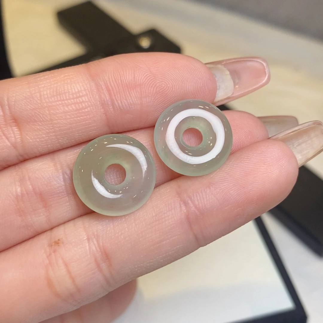 翡翠耳饰未镶嵌甜甜圈