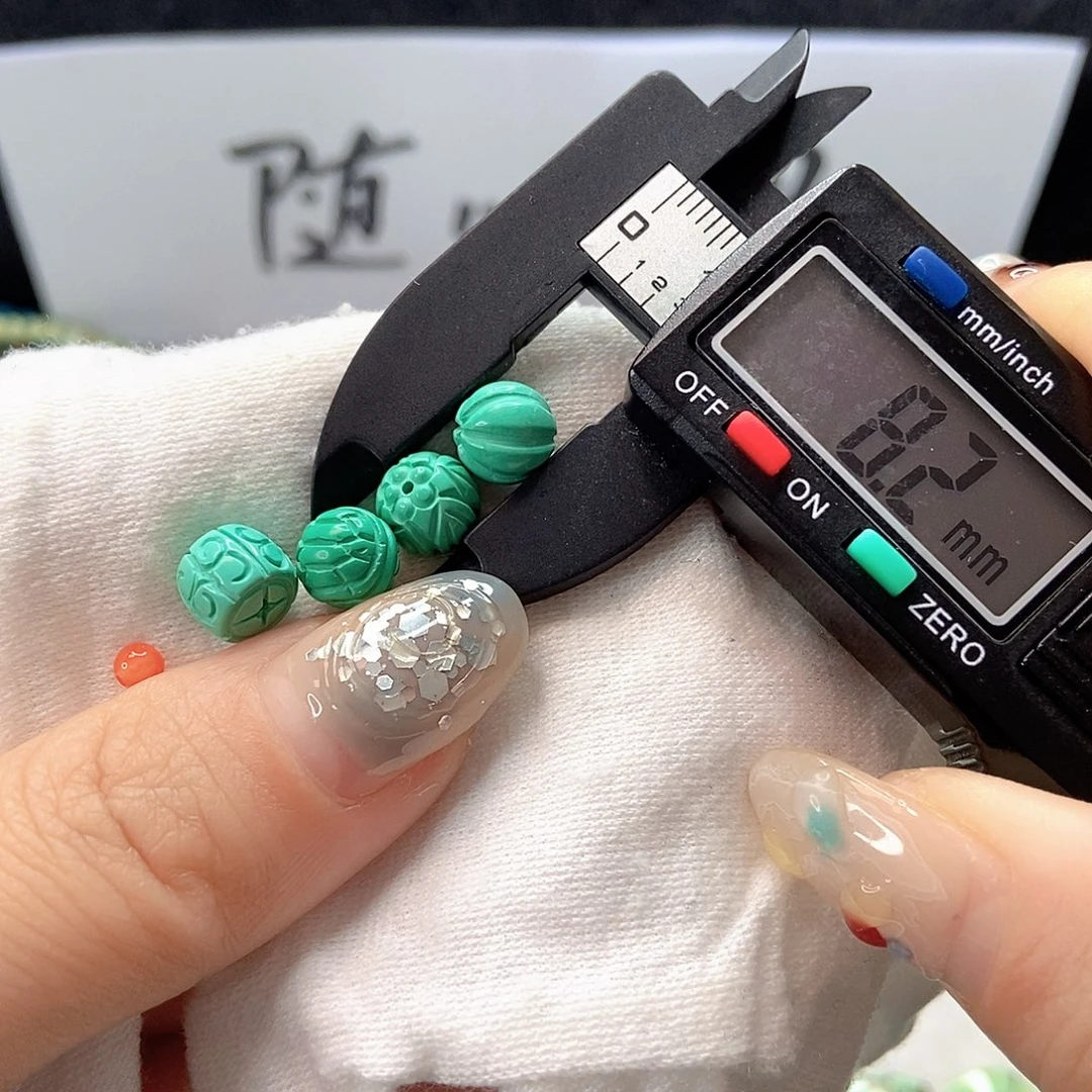 南红玛瑙未镶嵌珠宝奇石