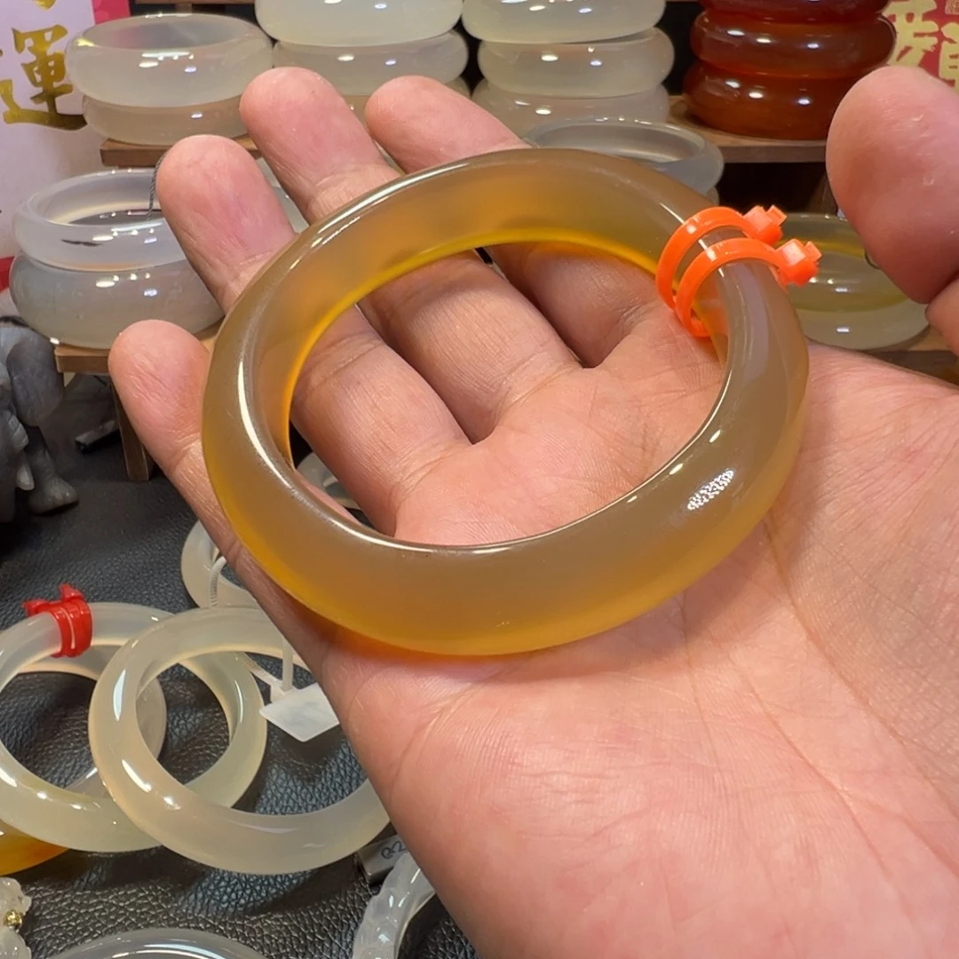 中***万手镯玛瑙/玉髓未镶嵌