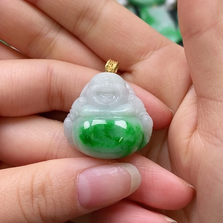 翡翠颈饰未镶嵌吊坠