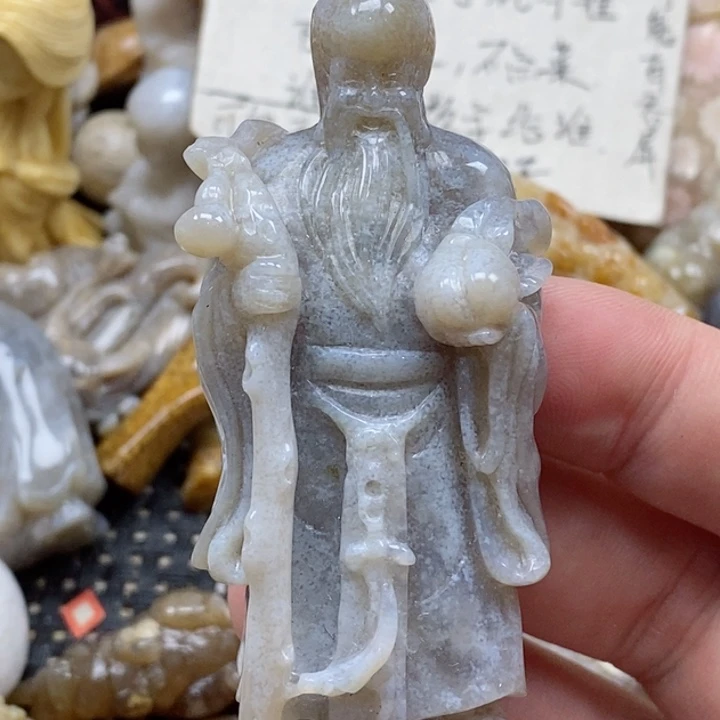 颈饰未镶嵌石英质玉