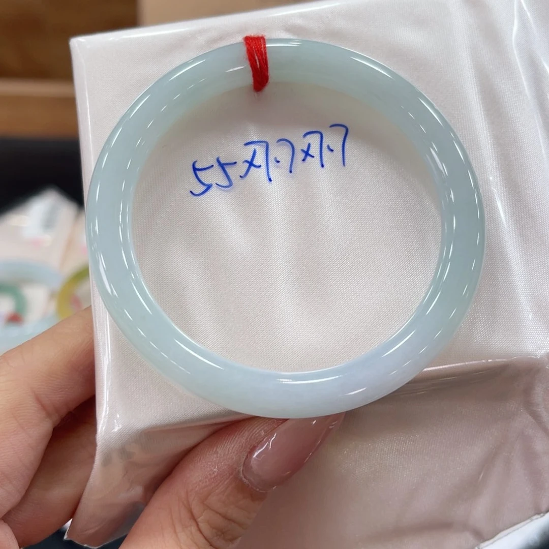 未镶嵌手镯翡翠翡翠