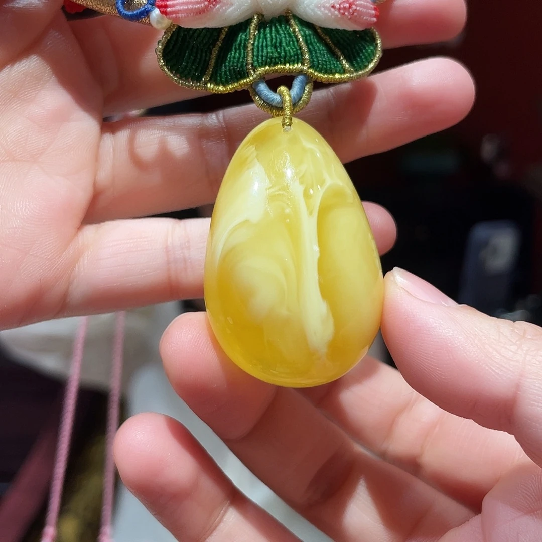 蜜蜡未镶嵌颈饰蜜蜡