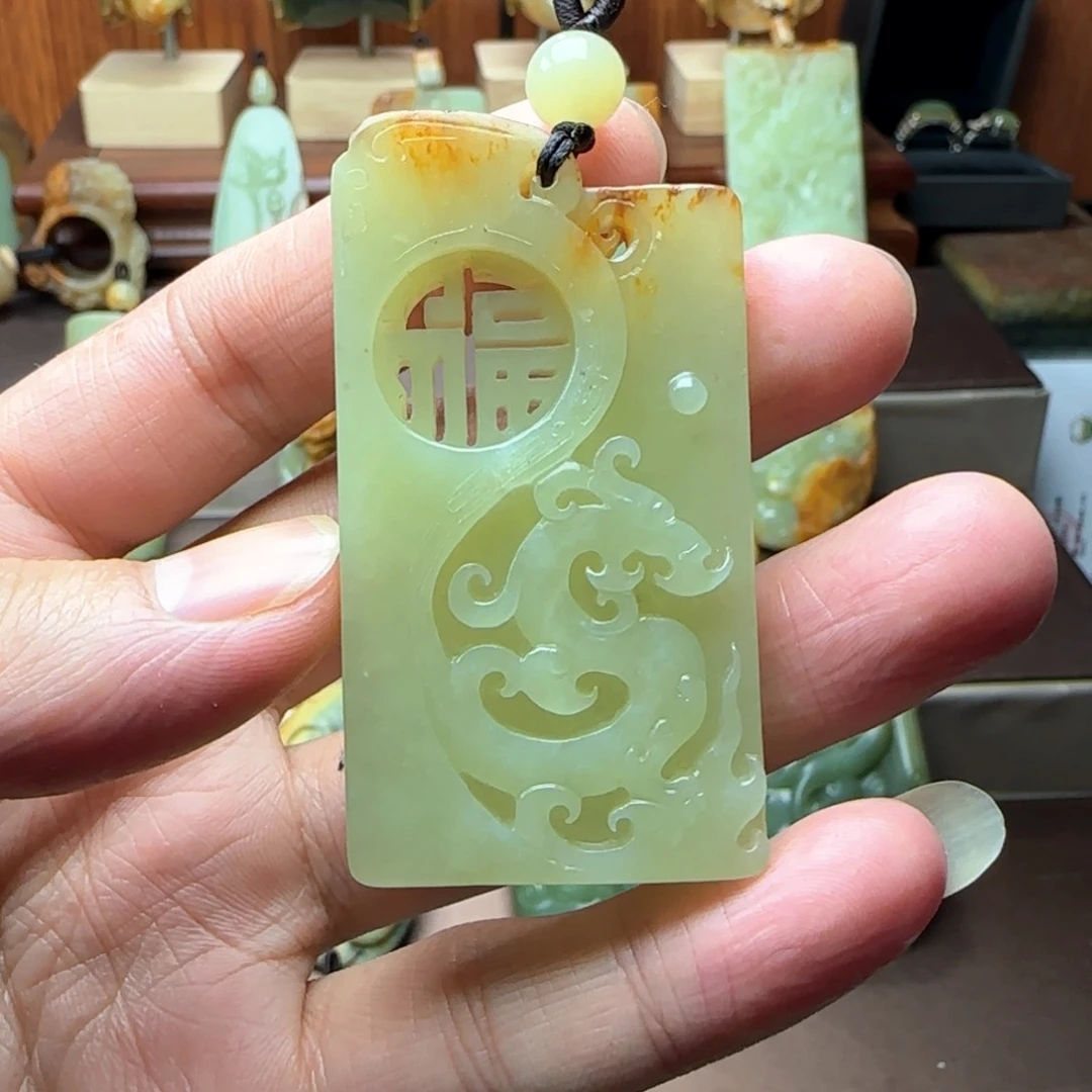 岫岩河磨玉（透闪石质玉）未镶嵌挂件