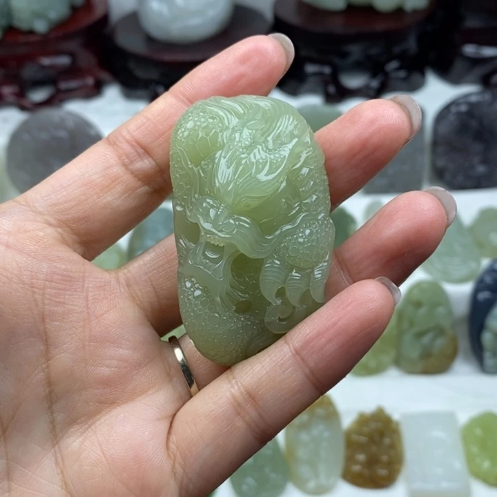 和田玉未镶嵌颈饰32