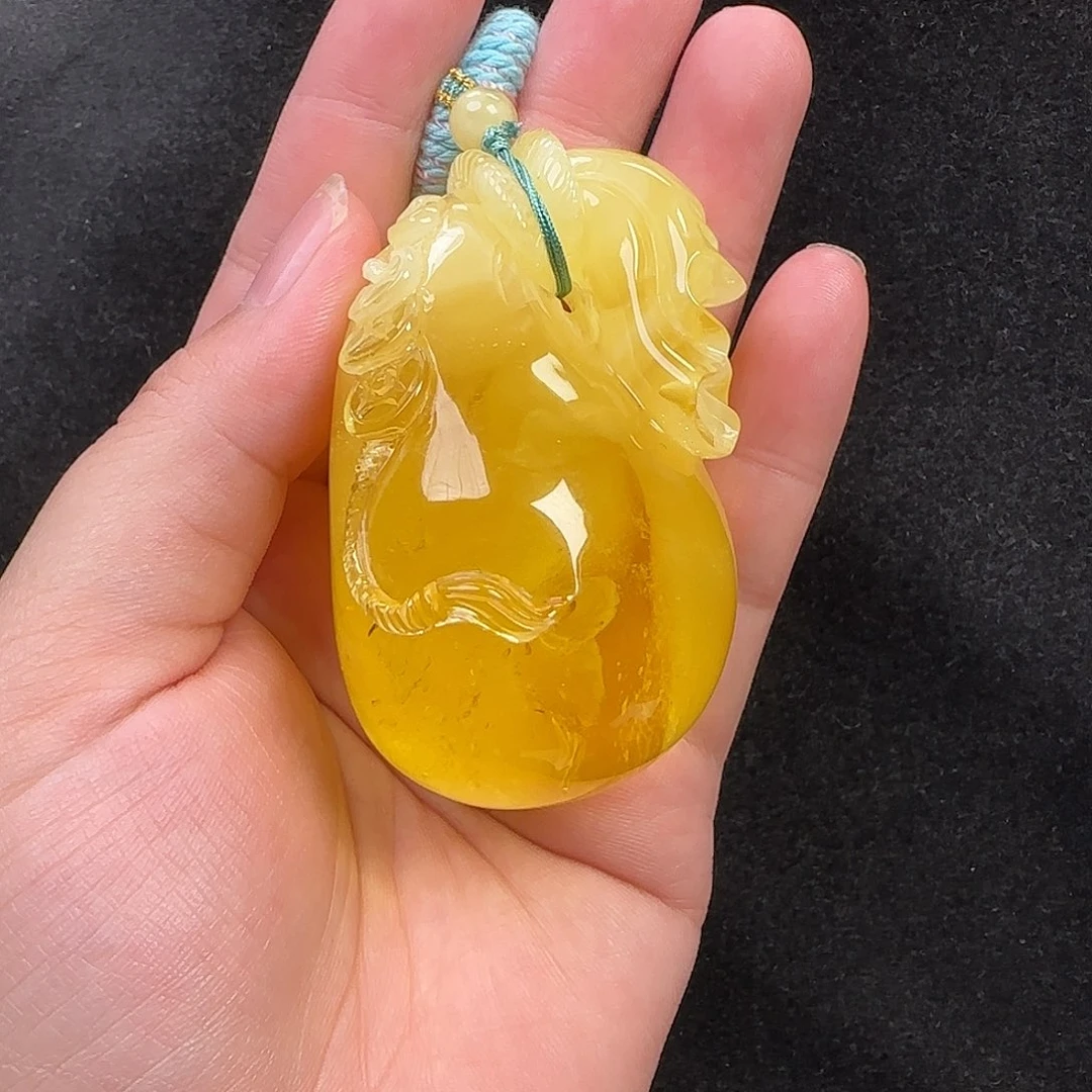 蜜蜡未镶嵌珠宝奇石