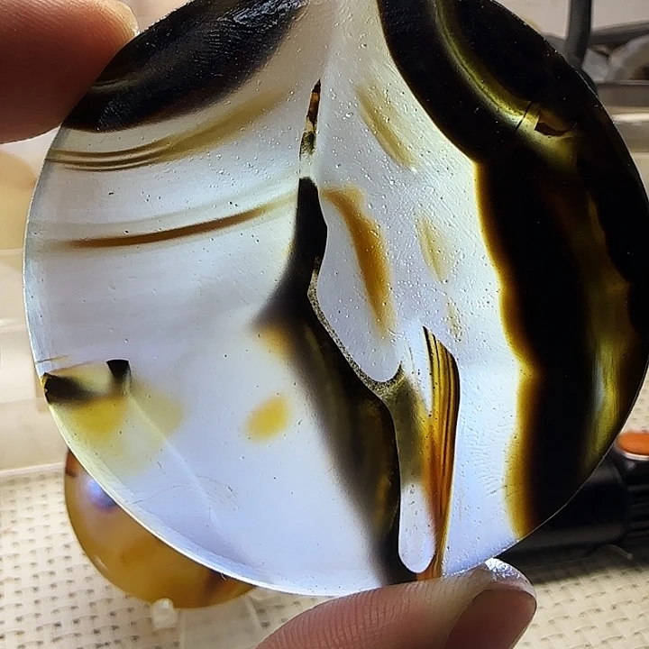 玛瑙/玉髓未镶嵌珠宝奇石